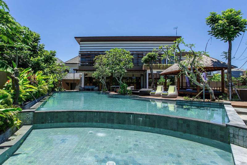 Royal Garden Villas And Spa Bali 努沙杜瓦 外观 照片